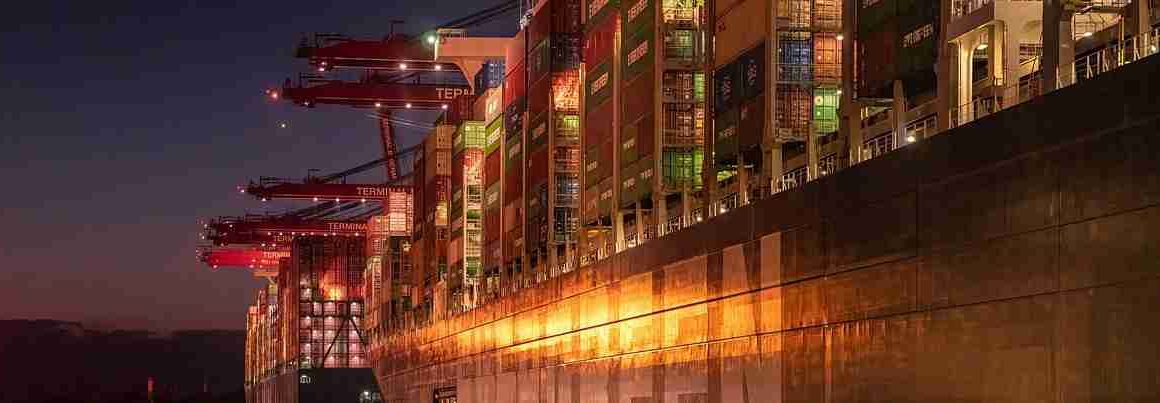 Hamburg bei Nacht